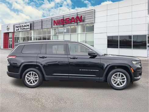 Used 2022 Jeep Grand Cherokee L Laredo w/ Luxury Tech Group I image 8
