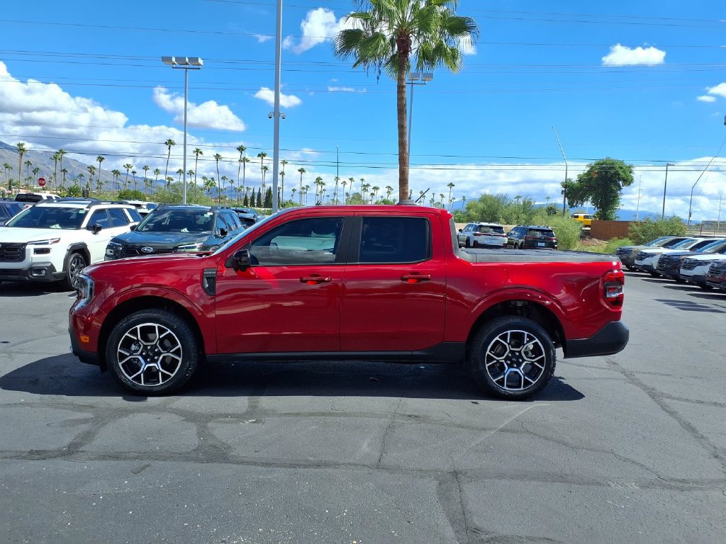 Used 2025 Ford Maverick Lariat w/ 4K Tow Package AWD/4WD image 13