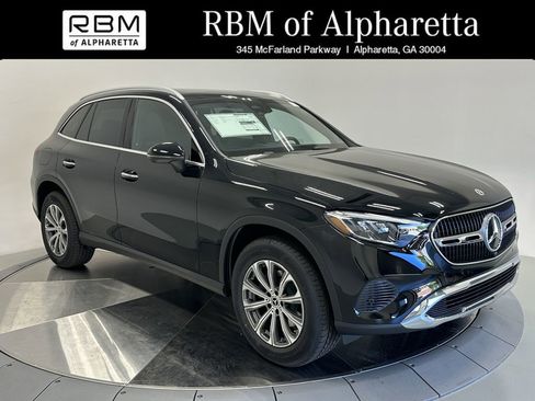 New 2026 Mercedes-Benz GLC 300 image 1