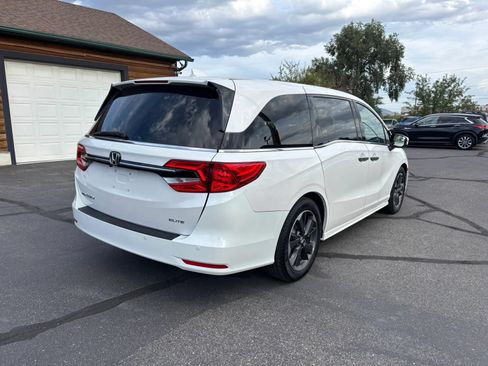Used 2023 Honda Odyssey Elite image 7