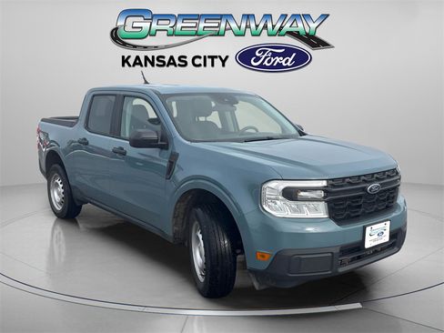 Used 2023 Ford Maverick XL image 1