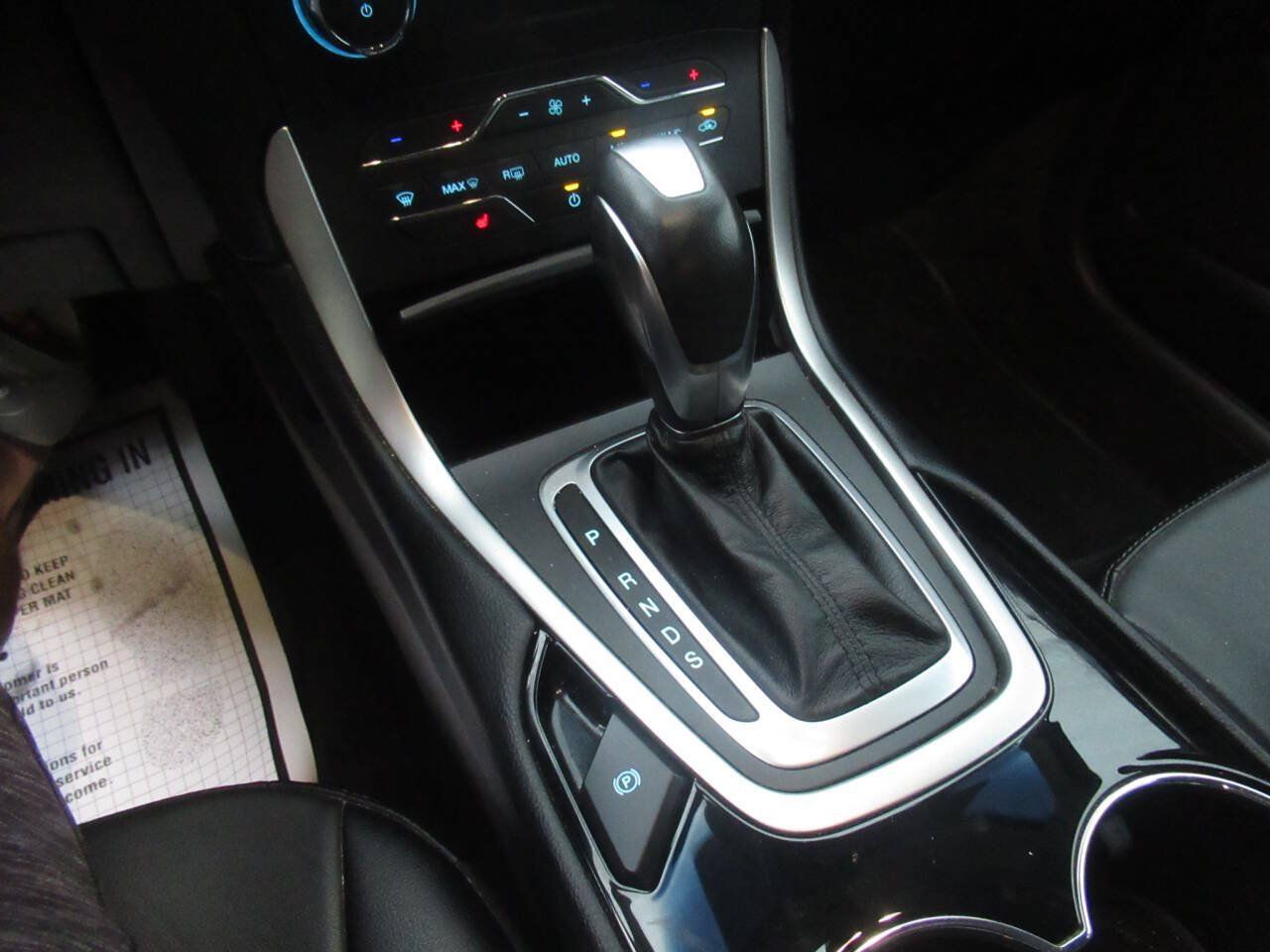 Used 2018 Ford Edge SEL w/ Equipment Group 201A AWD/4WD image 22