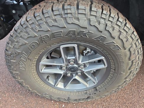 Used 2024 Jeep Gladiator Mojave image 12