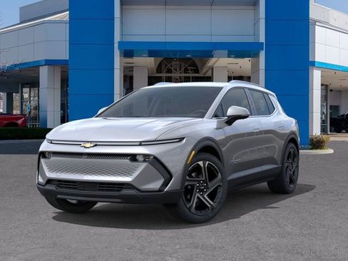 New 2026 Chevrolet Equinox EV LT image 6