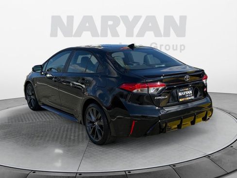 Used 2025 Toyota Corolla SE image 5