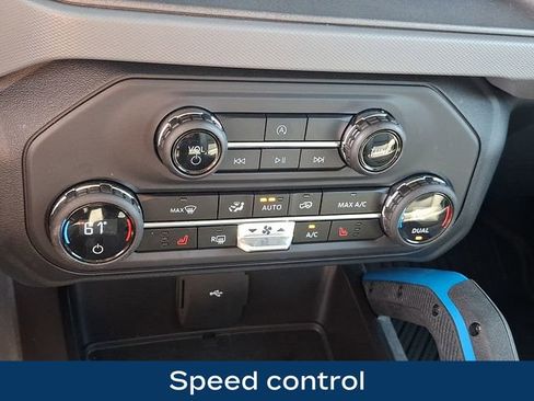 Used 2024 Ford Bronco Black Diamond image 15