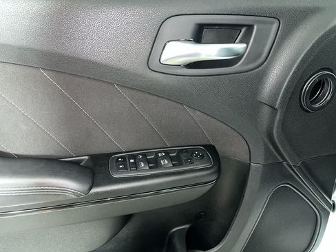 Used 2023 Dodge Charger SXT w/ Blacktop Package RWD image 13