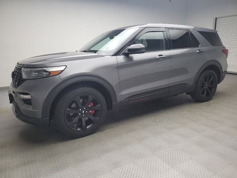 Used 2021 Ford Explorer ST w/ Equipment Group 401A AWD/4WD image 2