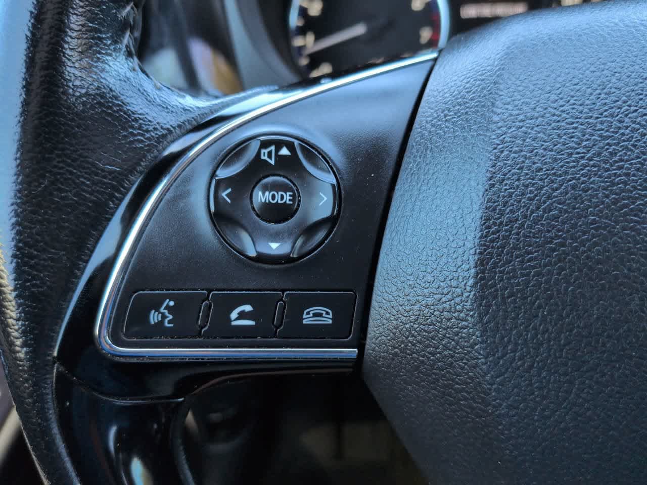 Used 2018 Mitsubishi Outlander LE FWD image 23