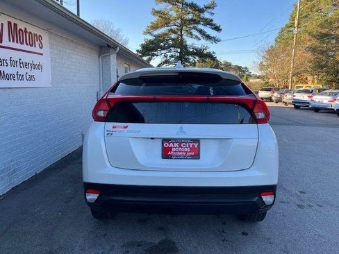 Used 2020 Mitsubishi Eclipse Cross ES FWD image 6