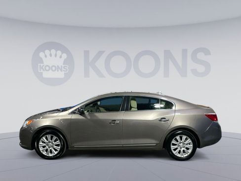 Used 2011 Buick LaCrosse CX image 2