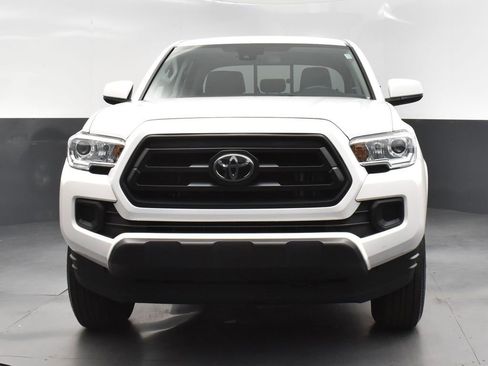 Used 2022 Toyota Tacoma SR w/ SR Convenience Package RWD image 10