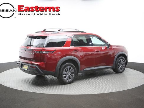 Used 2023 Nissan Pathfinder SV AWD/4WD image 39