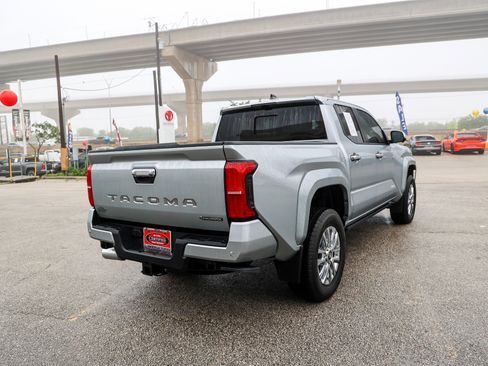 Certified 2026 Toyota Tacoma Limited AWD/4WD image 7