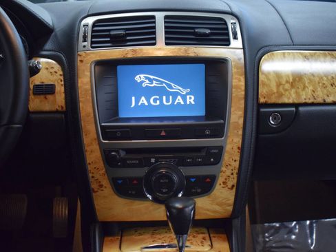 Used 2007 Jaguar XK XK 2dr Coupe image 46