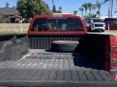 Used 2000 Dodge Ram 2500 Truck 2WD Quad Cab image 18