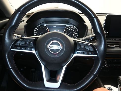 Certified 2021 Nissan Altima 2.0 SR FWD image 13