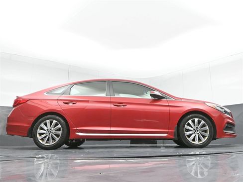 Used 2017 Hyundai Sonata Sport image 34