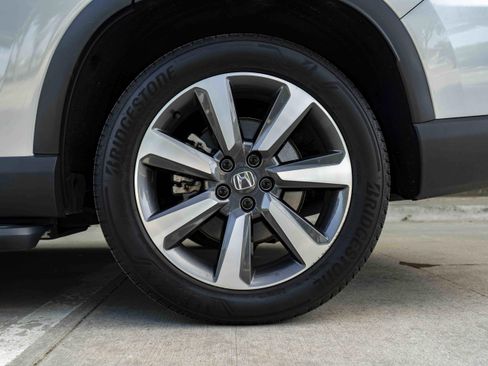 Used 2024 Honda Pilot Elite image 15