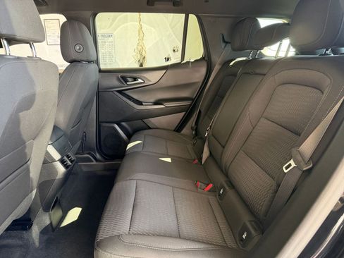 Used 2025 Chevrolet Equinox LT image 24