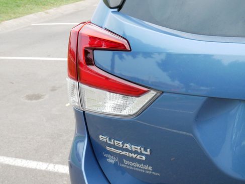 Used 2023 Subaru Forester Limited AWD/4WD image 17
