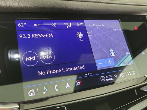 Certified 2025 Cadillac XT6 Premium Luxury FWD image 28