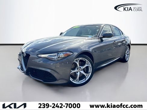 Used 2023 Alfa Romeo Giulia AWD w/ Quick Order Package 22X Lusso image 1