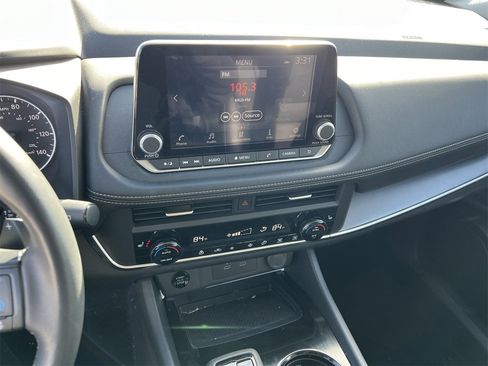 Certified 2024 Nissan Rogue SV w/ SV Premium Package image 9