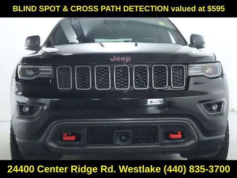 Used 2017 Jeep Grand Cherokee Trailhawk w/ Trailhawk Luxury Group AWD/4WD image 6