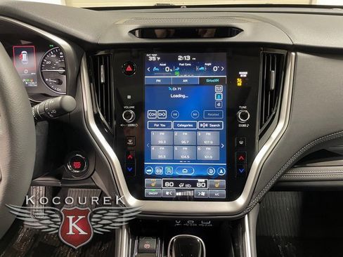 Used 2025 Subaru Outback Limited image 16