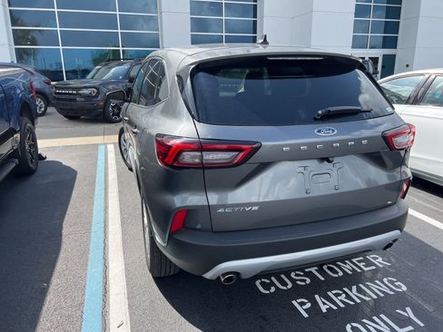 Certified 2025 Ford Escape Active image 7