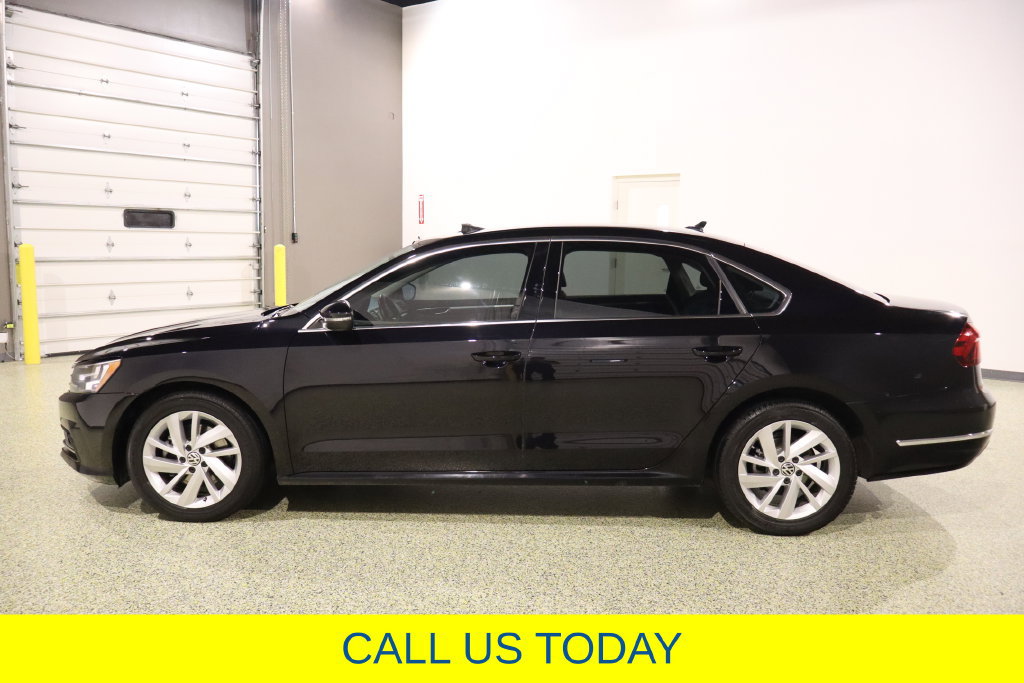 Used 2018 Volkswagen Passat 2.0T SE FWD image 7