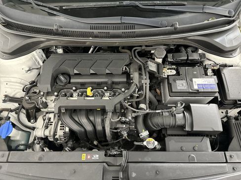 Used 2021 Hyundai Accent SEL image 32