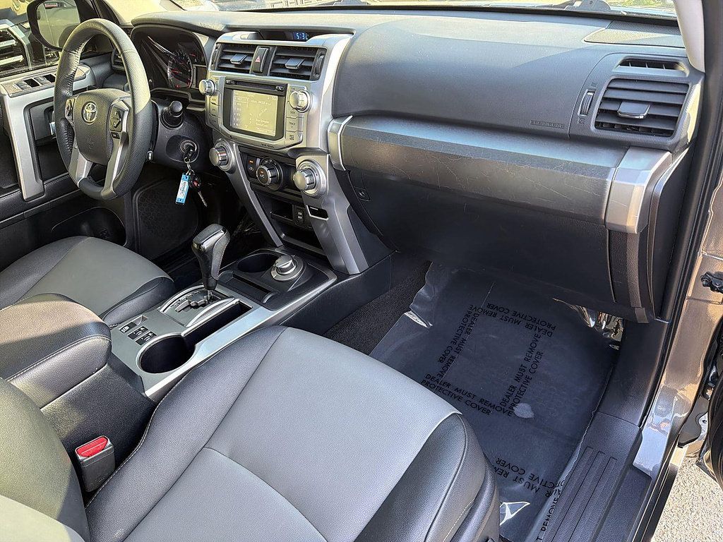 Used 2019 Toyota 4Runner SR5 Premium w/ Wilderness Package AWD/4WD image 28