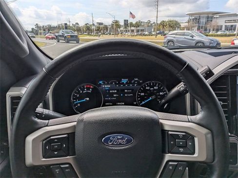 Used 2022 Ford F250 Lariat w/ Lariat Value Package image 29