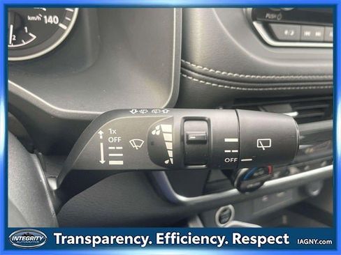 Certified 2023 Nissan Rogue SV image 24