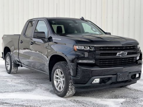 Used 2019 Chevrolet Silverado 1500 RST w/ All-Star Edition image 2