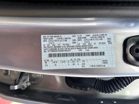 Used 2024 Ford F350 XLT w/ 360-Degree Camera Package image 32