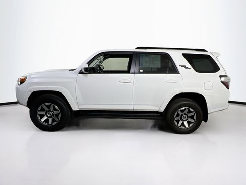 Used 2023 Toyota 4Runner TRD Off-Road image 8