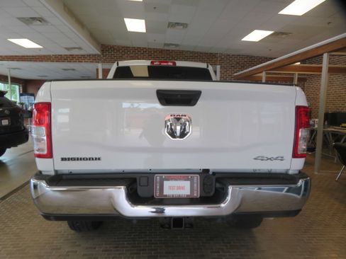 Used 2024 RAM 2500 Big Horn w/ Off Road Package AWD/4WD image 5