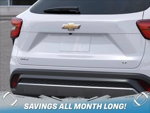 New 2026 Chevrolet Trax LT w/ Driver Confidence Package FWD image 14