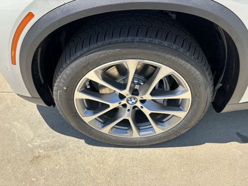 New 2026 BMW X5 xDrive40i AWD/4WD image 13