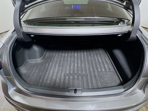 Certified 2025 Toyota Crown AWD/4WD image 22