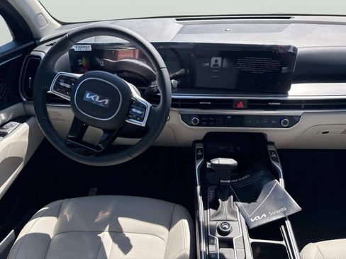 New 2025 Kia Sorento S w/ Panoramic Sunroof Package image 13