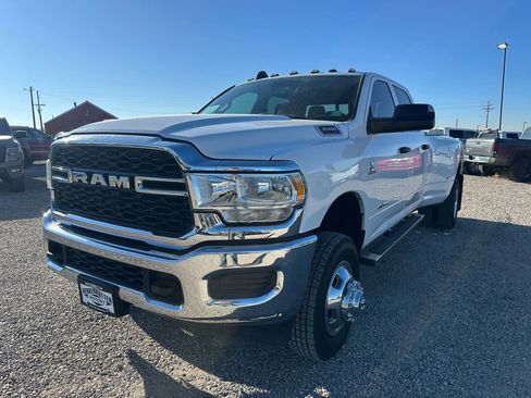 Used 2021 RAM 3500 Tradesman image 4