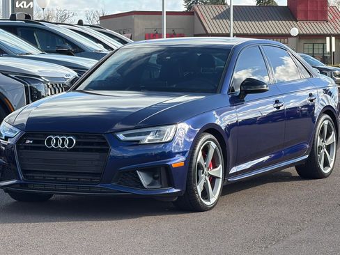 Used 2019 Audi S4 Prestige w/ Prestige Package image 8