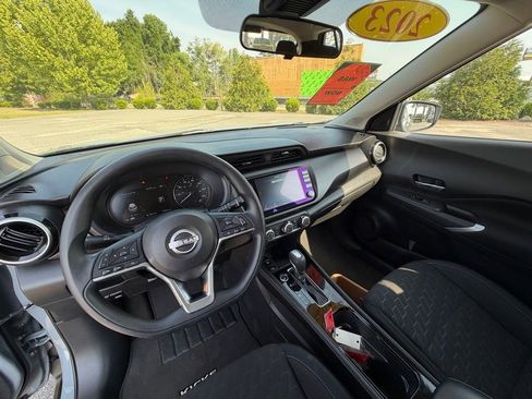 Used 2023 Nissan Kicks SV FWD image 18