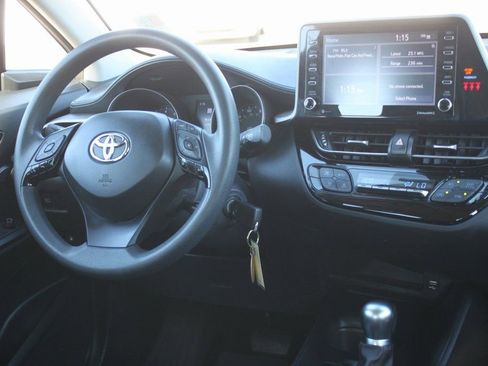Used 2021 Toyota C-HR LE image 9