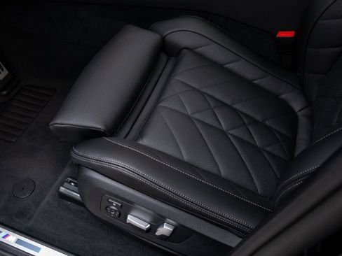 New 2026 BMW X5 xDrive50e w/ Executive Package image 16