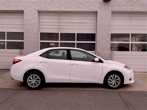 Used 2019 Toyota Corolla L image 1